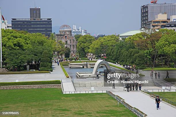 atomic bomb dome, hiroshima - hiroshima peace memorial park stock pictures, royalty-free photos & images