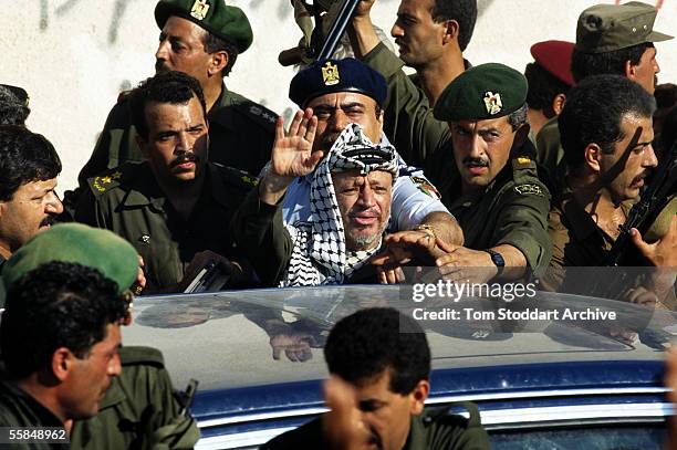 Yassar Arafat Photos And Premium High Res Pictures Getty Images yassar-arafat-photos-and-premium-high-res-pictures-getty-images