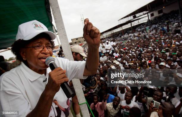 Liberian presidential candidate Ellen Johnson Sirleaf addresses a campaign rally October 6, 2005 in a sports stadium in Monrovia, Liberia. Johnson...