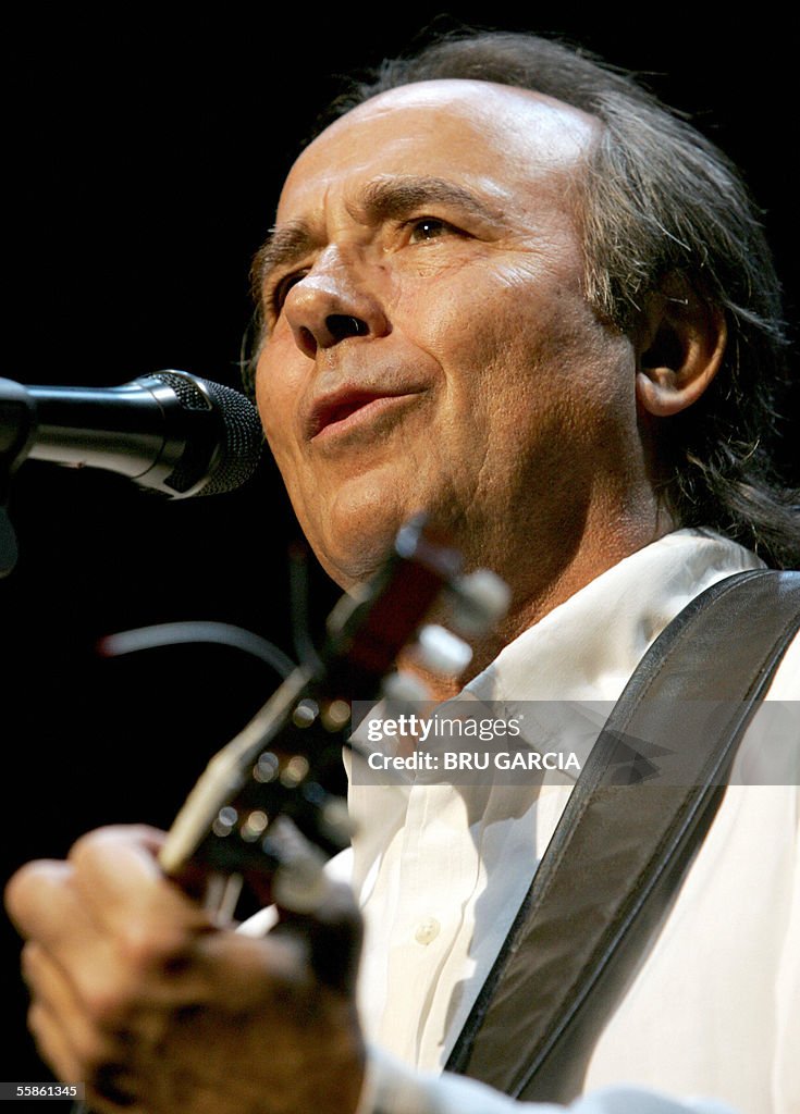 Spanish singer Joan Manuel Serrat perfor