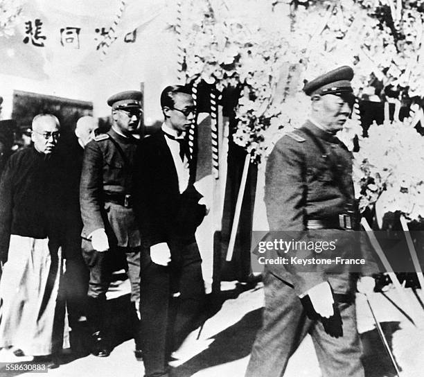 Puyi, dernier empereur de Chine et Empereur de Manchourie pendant une visite officielle.