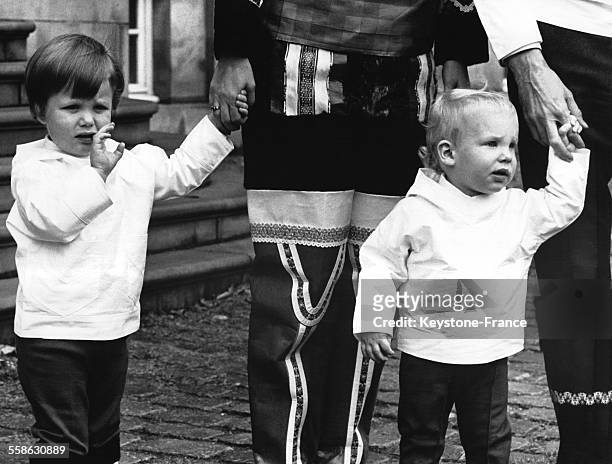 Le Prince Frederik et le Prince Joachim le 15 decembre 1970 a Copenhague, Danemark.