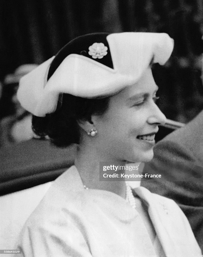 La Reine Assiste au Royal Ascot