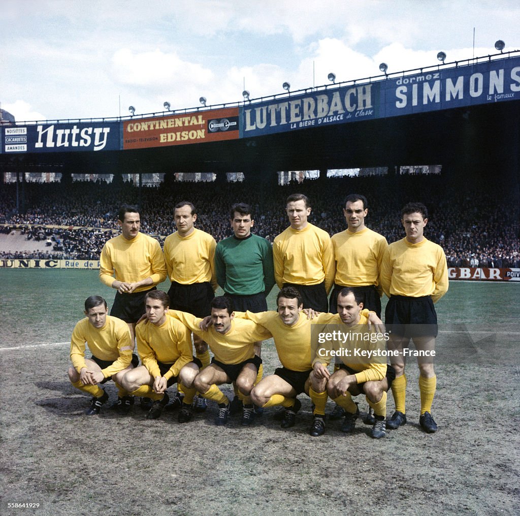 L'équipe demi-finaliste lors de la Coupe de France de 1963