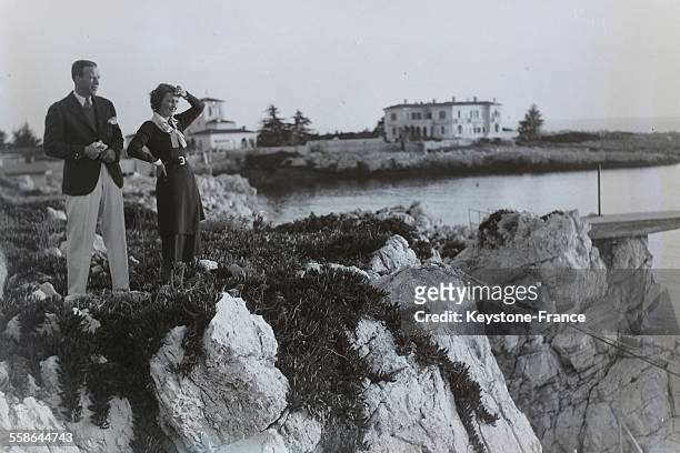 Actrice hollywoodienne Jeanette MacDonald en vacances dans sa villa sur la Cote d'Azur, Cap Ferrat, France, le 27 decembre 1932.