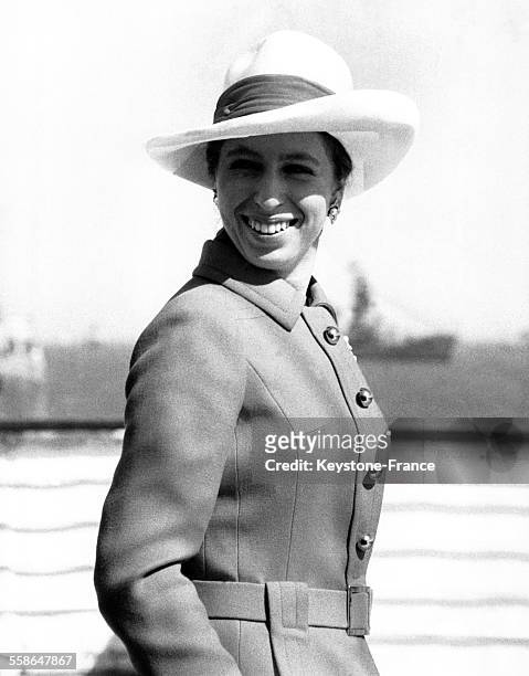 La Princesse Anne sur le pont du yacht royal 'Britannia' lors de la revue de la flotte de l'OTAN par la Reine Elizabeth le 16 mai 1969 a Spithead,...