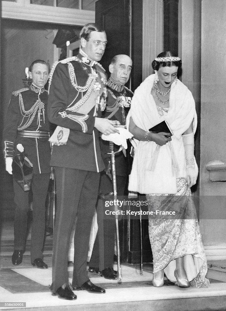 Le Duc Et La Duchesse De Kent Se Rendent A Un Banquet Royal