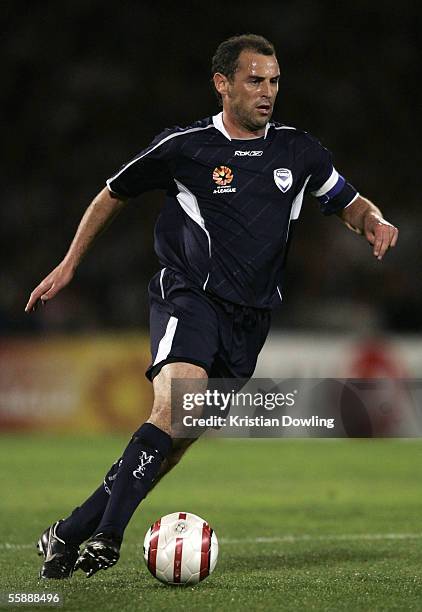 Kevin Muscat of the Victory in action during the round seven A-League match between the Melbourne Victory and the New Zealand Knights at Olympic Park...