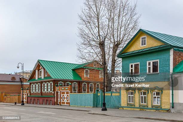 tatar neighbourhood with tatar houses, kazan - kazan russia - fotografias e filmes do acervo