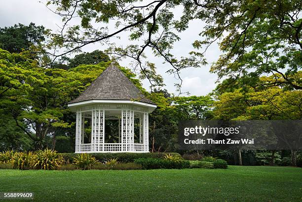 a gazebo - singapore botanic gardens stock pictures, royalty-free photos & images