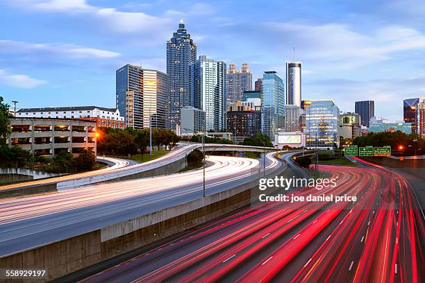 north avenue, atlanta, georgia, america - atlanta georgia cityscape stock-fotos und bilder