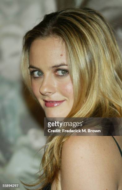 Actress Alicia Silverstone arrives at the Warner Bros.premiere of "North Country" held at the Grauman's Chinese Theatre on October 10, 2005 in...