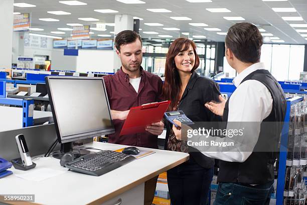 Computer Store Team Pc Store Photos and Premium High Res Pictures - Getty Images