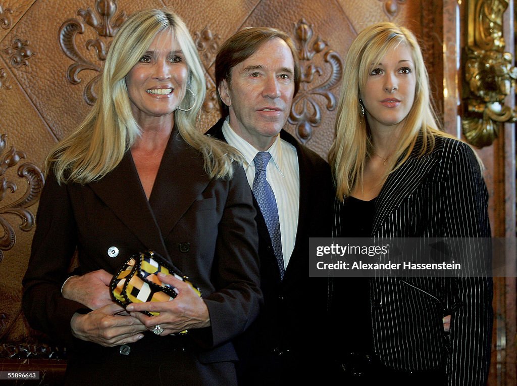 Heather Netzer Guenther Netzer poses with his wife Elvira Netzer and daughter Alana ...