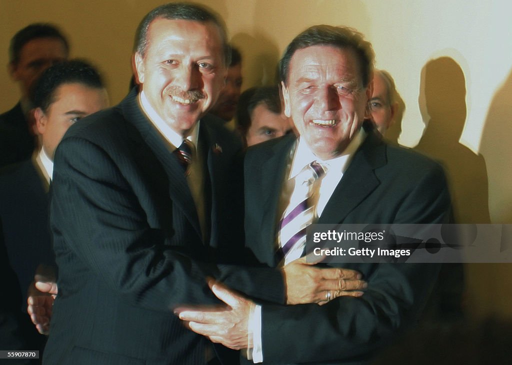 Turkish PM Erdogan Meets With Schroede In Turkey