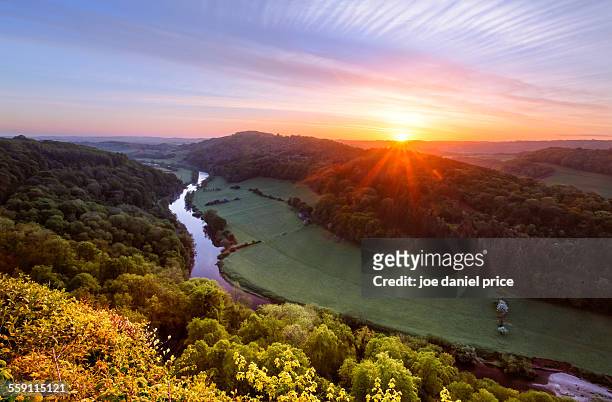 sunrise, river wye, symonds yat, gloucestershire - gloucestershire stock pictures, royalty-free photos & images