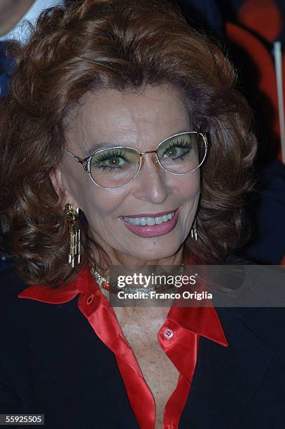 Actress Sophia Loren attends the 135th Anniversary of Rome's Province at the Auditorium October 14, 2005 in Rome, Italy. Loren was presented the...