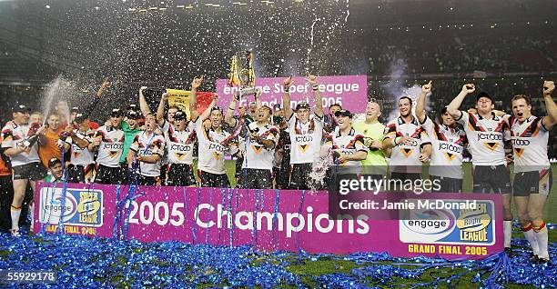 The Bradford Bulls celebrate after winning Engage Super league Grand Final between Leeds Rhinos and Bradford Bulls at Old Trafford on October 15,...