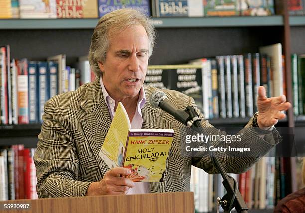 Henry Winkler reads from one of his new books at Barnes and Noble October 15, 2005 in Los Angeles, California.