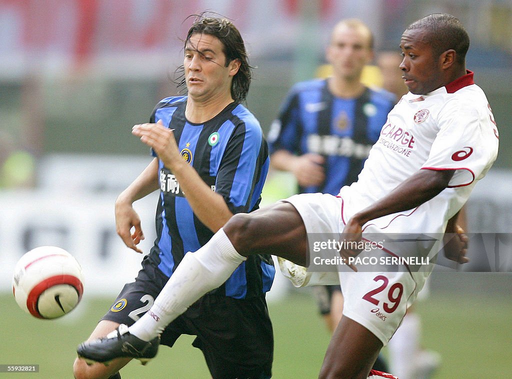 Inter Milan's midfielder Santiago Solari
