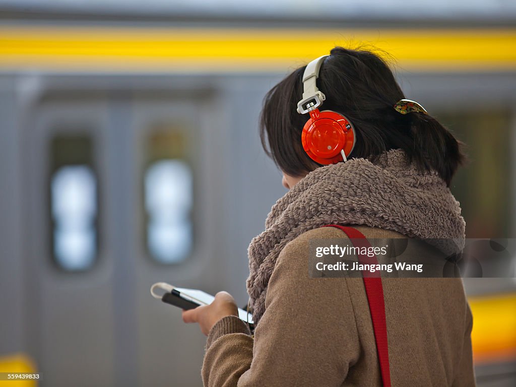 Cellphones On The Street