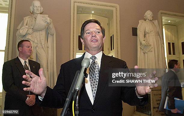 Washington, UNITED STATES: This 29 January, 2003 file photo shows House Majority Leader Rep. Tom DeLay, Republican of Texas, speaking to the media on...