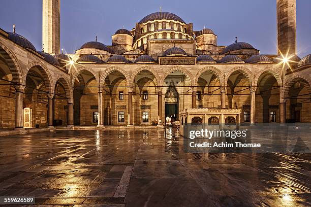 suleymaniye mosque - historical geopolitical location fotografías e imágenes de stock