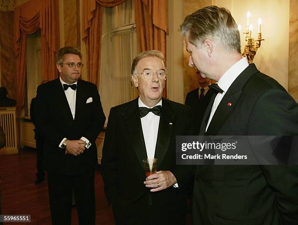 Portuguese President Jorge Sampaio talks with Prince Philippe of Belgium during a reception at the Cercle Gaulois in Brussels on October 19, 2005 in...