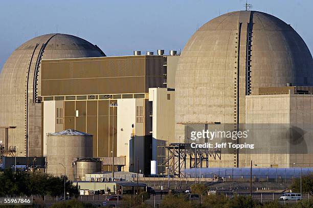 The Palo Verde Nuclear generating plant, the nation's largest nuclear power plant, is seen October 19, 2005 in Phoenix, Arizona. The Arizona Public...