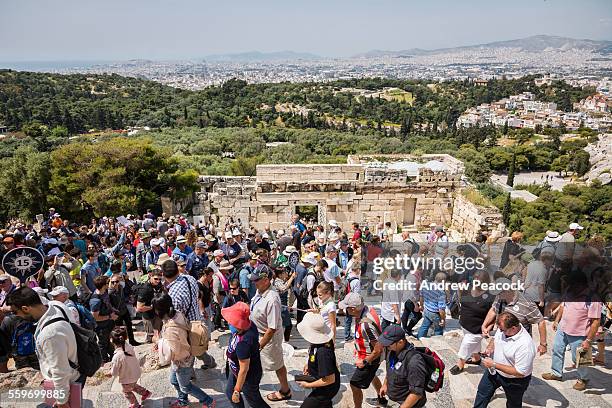 tour groups at the acropolis - akropolis stock pictures, royalty-free photos & images