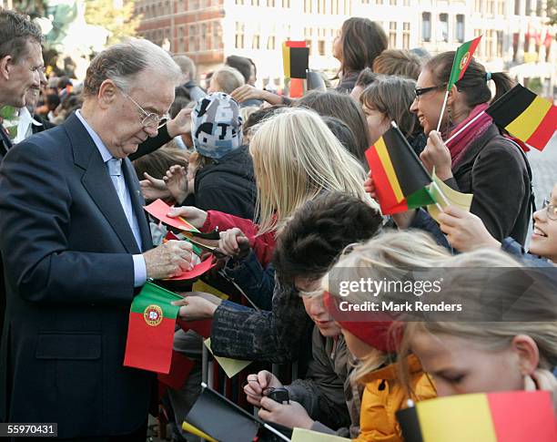 Portuguese President Jorge Sampaio greets fans at the Grote Markt on October 20, 2005 in Antwerp, Belgium. The President of the Portuguese Republic,...
