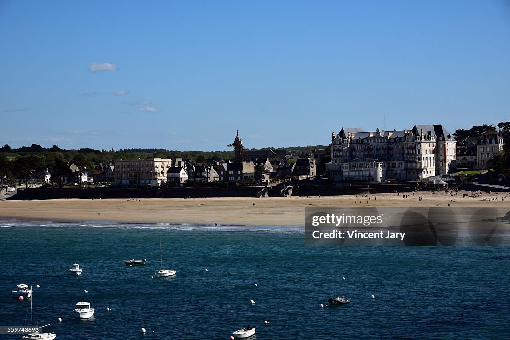 Saint Lunaire beach