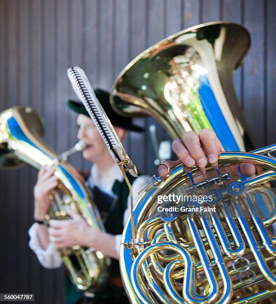 octoberfest band. - biergarten münchen stock pictures, royalty-free photos & images