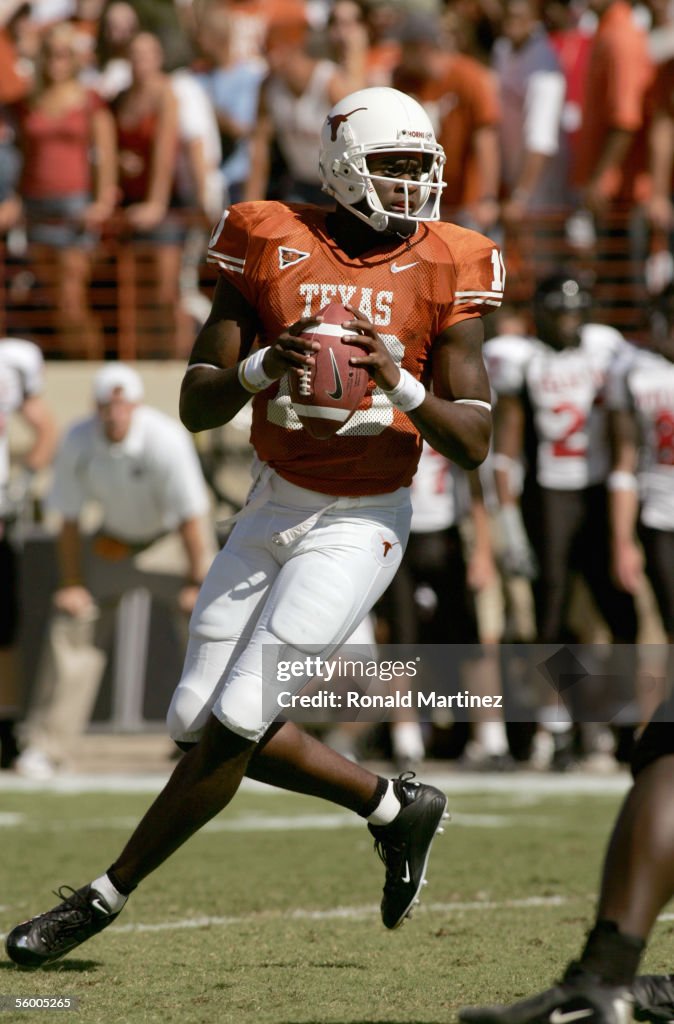 Texas Tech Red Raiders v Texas Longhorns