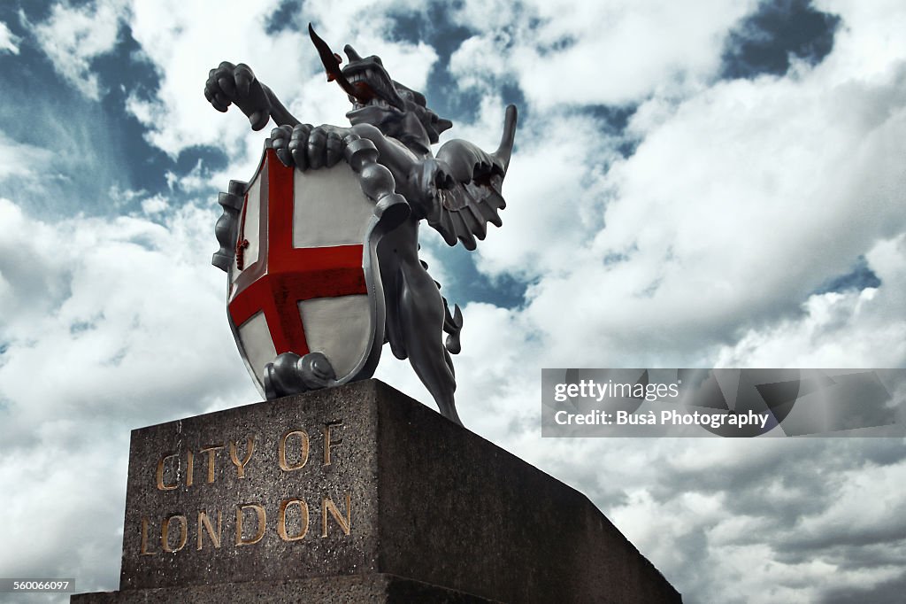 Emblem of the City of London, near London bridge
