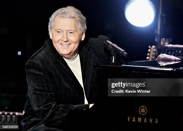 Musician Jerry Lee Lewis performs on stage during the "I Walk The Line: A Night For Johnny Cash" musical tribute at the Pantages Theatre on October...