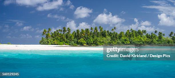 atoll in the kiribati islands - kiribati stock pictures, royalty-free photos & images