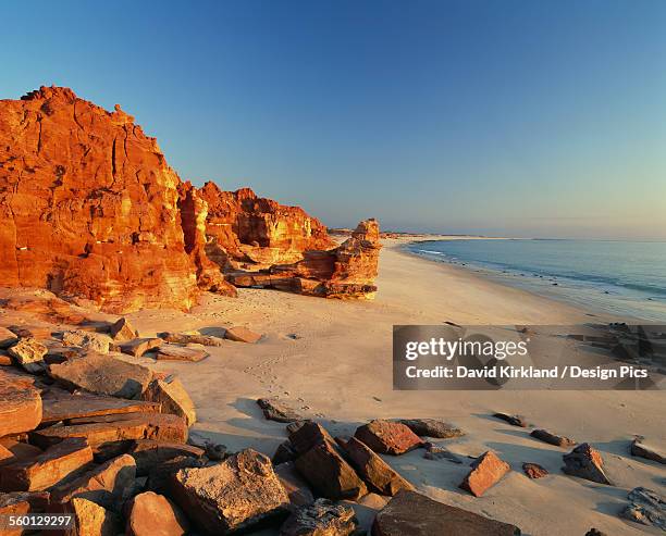 cape leveque glowing red at sunset - cape leveque stock pictures, royalty-free photos & images