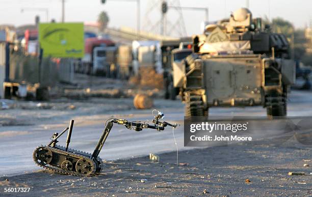 Bomb Diffusion Bomb Diffusing Photos and Premium High Res Pictures - Getty Images