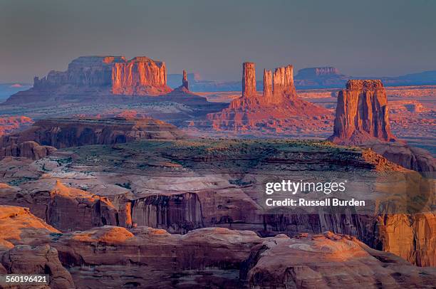 view of monument valley from hunts mesa - hunts mesa bildbanksfoton och bilder