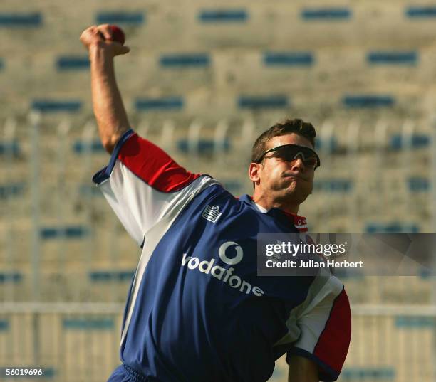 Alex Loudon takes part in a net session at Rawalpindi Cricket Stadium on the second day of the winter tour on October 27, 2005 in Islamabad, Pakistan.