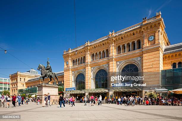 main station - hanover stock pictures, royalty-free photos & images