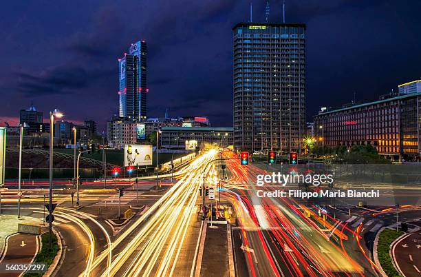 light trail in milan - milano notte foto e immagini stock