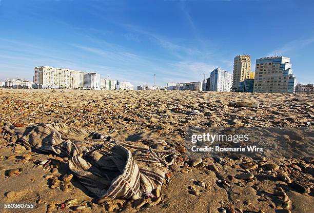 the lost djellaba - hiding rubbish stock pictures, royalty-free photos & images