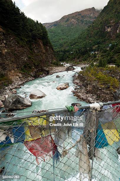 dudh kosi gorge and suspension bridge - dudh kosi river stock pictures, royalty-free photos & images