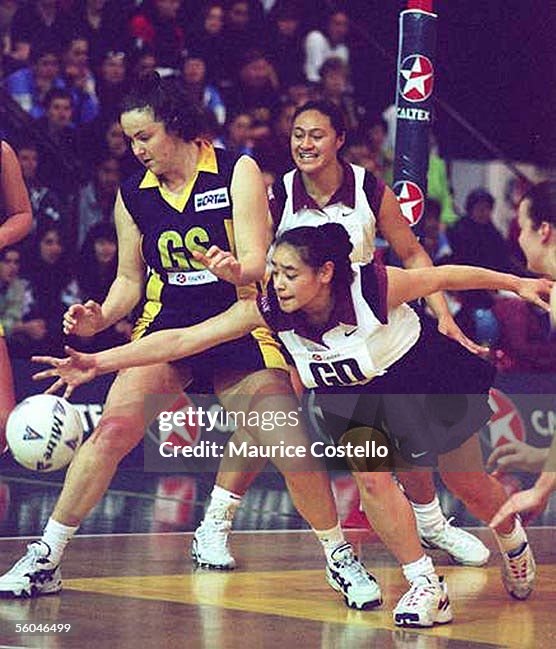 Action from the Caltex Cup Final 1997 between Otag