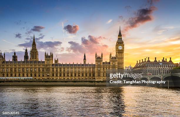 evening big ben - london england stockfoto's en -beelden