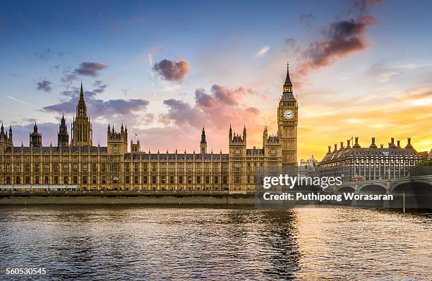 evening big ben - thames river imagens e fotografias de stock