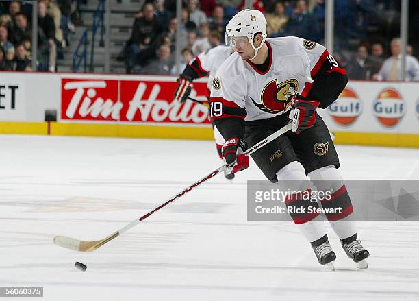 Jason Spezza of the Ottawa Senators skates with the puck against the Buffalo Sabres on November 2, 2005 at HSBC Arena in Buffalo, New York. The...