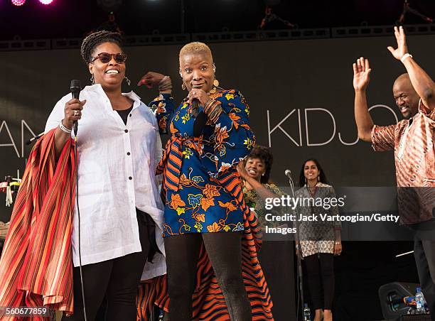 American Jazz singer and special guest Dianne Reeves performs onstage with Beninese-born American musician Angelique Kidjo and her band at Central...